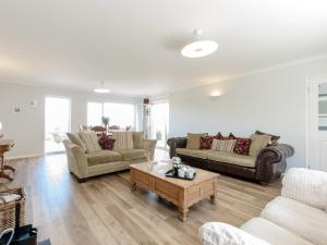 4 Bed in Saundersfoot 77713