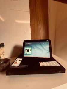 Luxury one bedroom apartment, high amenities