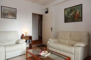 Apartments in Selce 54678