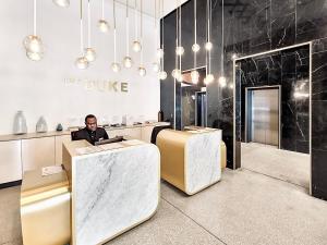 Loadshedding free, Secure, Rooftop Pool- Wifi