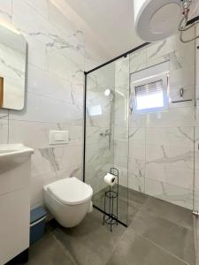 Apartments by the sea Vir - 24777