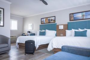 Deluxe Double Room with Extra Bed room in Marina Beach Motel