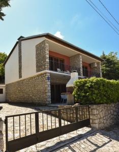 Apartments by the sea Klenovica, Novi Vinodolski - 23785