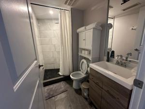 Stylish 2BR Suite by Square One