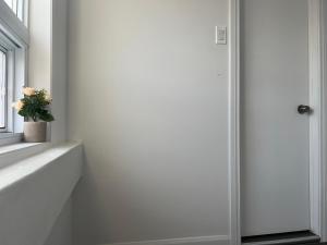 Large room in private home