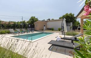 3 Bedroom Nice Home In Krsan