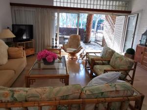 Fantástica villa en Playa de Aro, a 100m del mar, con terraza y 6 habitaciones - ES-209-11