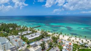 2BDR Beach Access at Playa Turquesa Los Corales PC