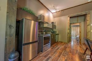 Downhill Lodge Condominium