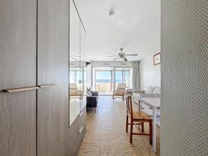 Studio pour 4 avec terrasse et accès direct plage - Carnon, proche Montpellier - Wifi inclus - FR-1-715-51