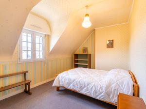 Villas Maison Neo-Bretonne 6 pieces avec jardin a Carnac - 9 personnes - FR-1-477-264 : photos des chambres