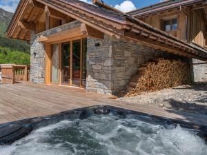 Chalet luxueux avec spa et hammam à Méribel, près des pistes - FR-1-565-136