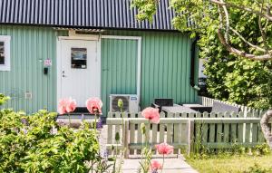 2 Bedroom Lovely Home In Klintehamn