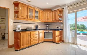 Maisons de vacances Charmante Maison Avec Piscine : photos des chambres