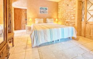 Maisons de vacances Nice Home In Marnac With Wifi : photos des chambres