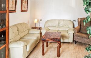2 Bedroom Cozy Home In Orihuela