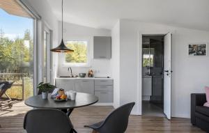 1 Bedroom Stunning Home In Sejerø