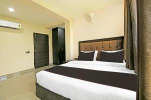 Hotel TUNIGHT