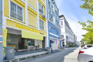KL2F Empire Hotel & Apartment