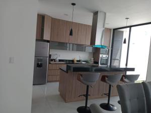 Comfortable house - Woo-Jin