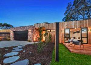 Canterbury Jetty Luxury Escape