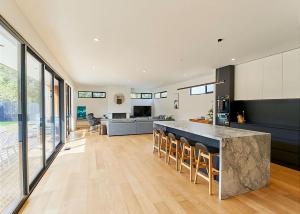 Canterbury Jetty Luxury Escape