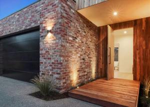 Canterbury Jetty Luxury Escape