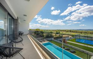 Beautiful Home In Kakma With Sauna 