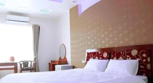 Ngoc Bach Hotel