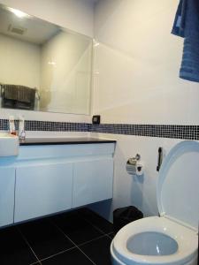 Spacious 1BR Apt with Great Location Near Nimman #A506