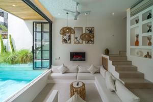 Villa Sunset and Sunrise - 2BR elegant villa in Central Canggu