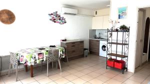 Studio Cabine Climatisé tout près de la plage