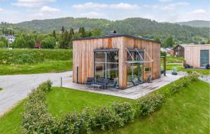 Lovely Home In Ål With House Sea View