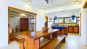 Casa Cadejo- Incredible Surf House In Playa Grande