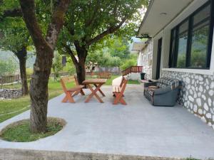 Stomici Guesthouse
