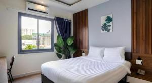 La Phan Huy Ich Hotel