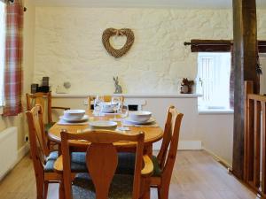 Woodside Cottage