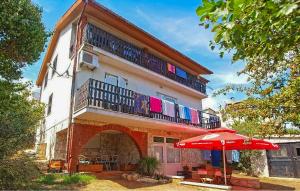 Stunning Apartment In Premantura 