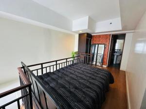 Newly Renovated 2-storey Loft at Greenbelt 1 Near Legaspi Park