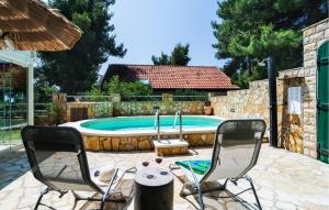 Two-Bedroom Apartment In Ivan Dolac