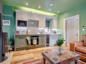 Gadley Cottage - Uk31490