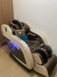 2 Bedroom with Massage Chair 15 minutes from NAIA