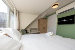 Comfort Double Room with Shower room in Fletcher Hotel-Restaurant Het Witte Huis