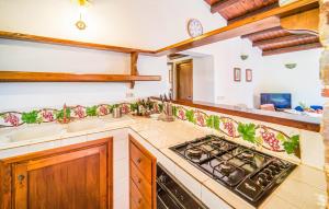 Stunning Apartment In Collesano Pa