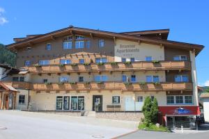 Brunner Apartments