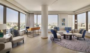 Signia by Hilton