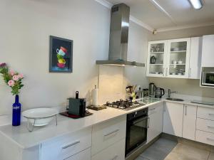 Cozy Dozy Beach House