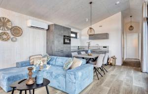 Awesome Home In Kerkdriel With Wifi