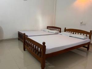 Eastern Holiday Resort and Restaurant