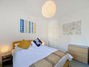Apartment In Gloucester Quays-Apartment Two